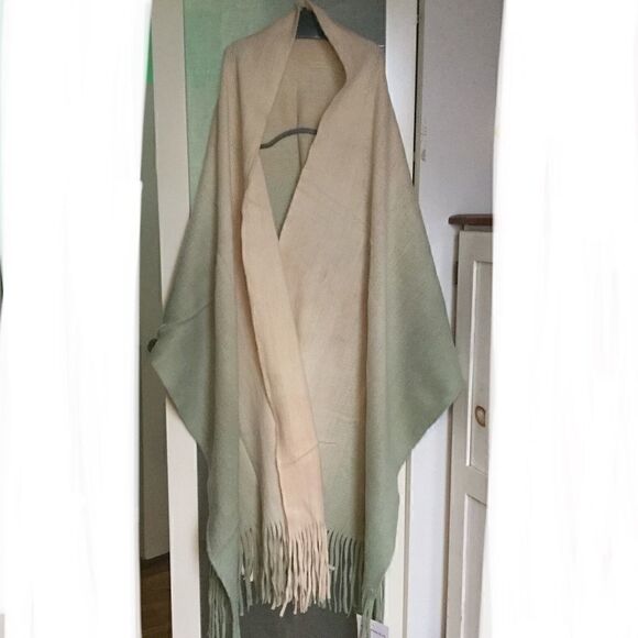 NWT Ombré scarf Sea Foam Green Ivory, wrap, shawl - Picture 2 of 6